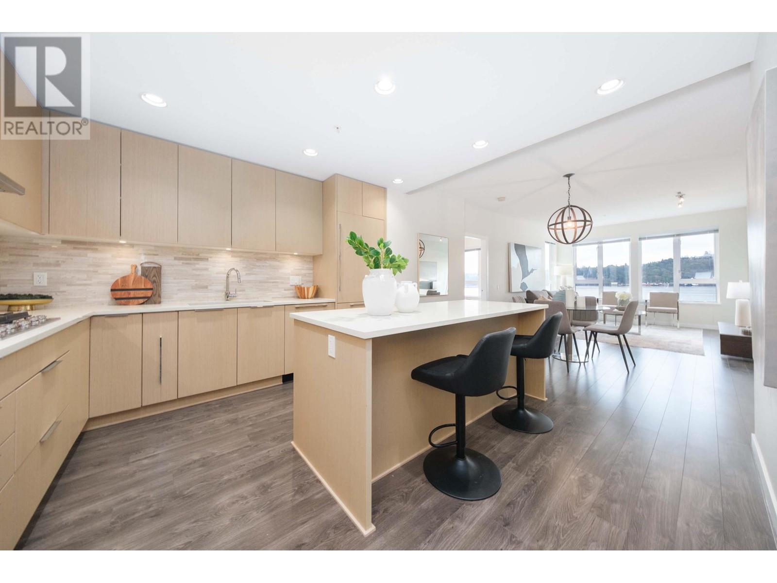 201 3873 Cates Landing Way, North Vancouver, British Columbia  V7G 0A6 - Photo 3 - R2955964