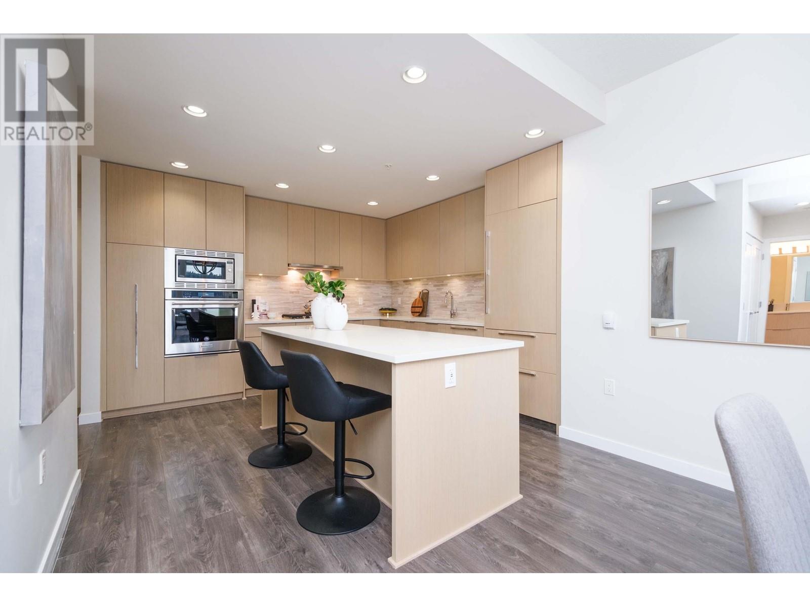 201 3873 Cates Landing Way, North Vancouver, British Columbia  V7G 0A6 - Photo 8 - R2955964