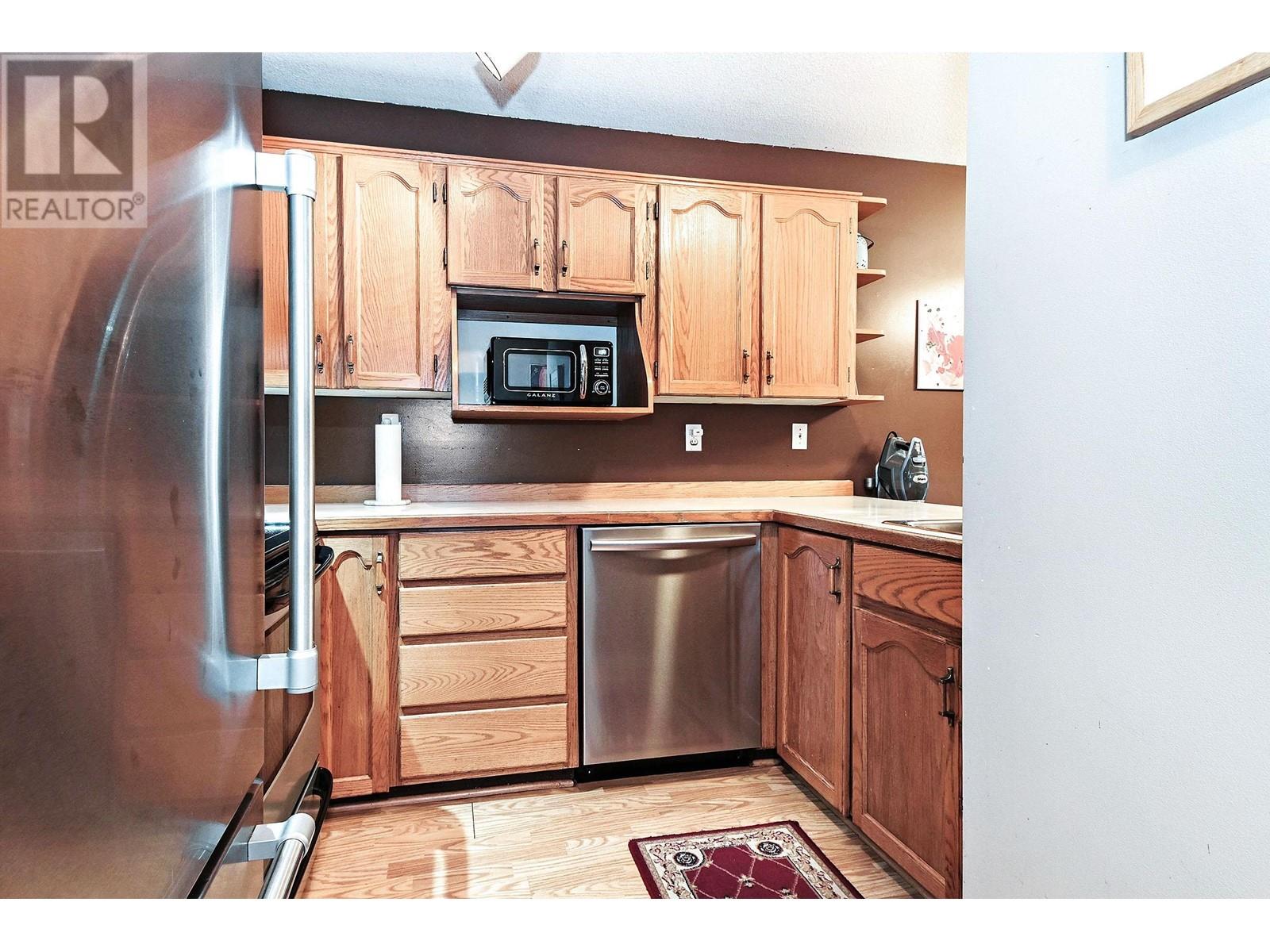 18 19270 119 Avenue, Pitt Meadows, British Columbia  V3Y 2J8 - Photo 9 - R2955982