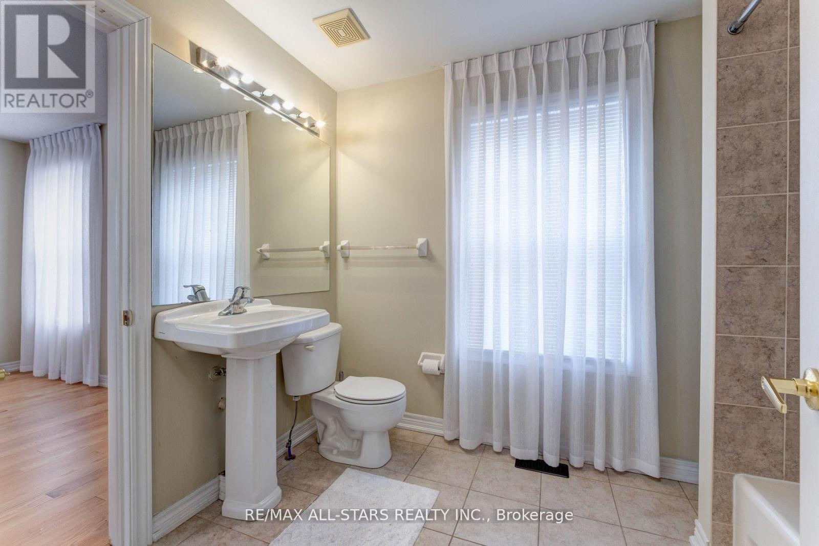 18 Orr Farm Road, Markham, Ontario  L6C 0A3 - Photo 24 - N11922757