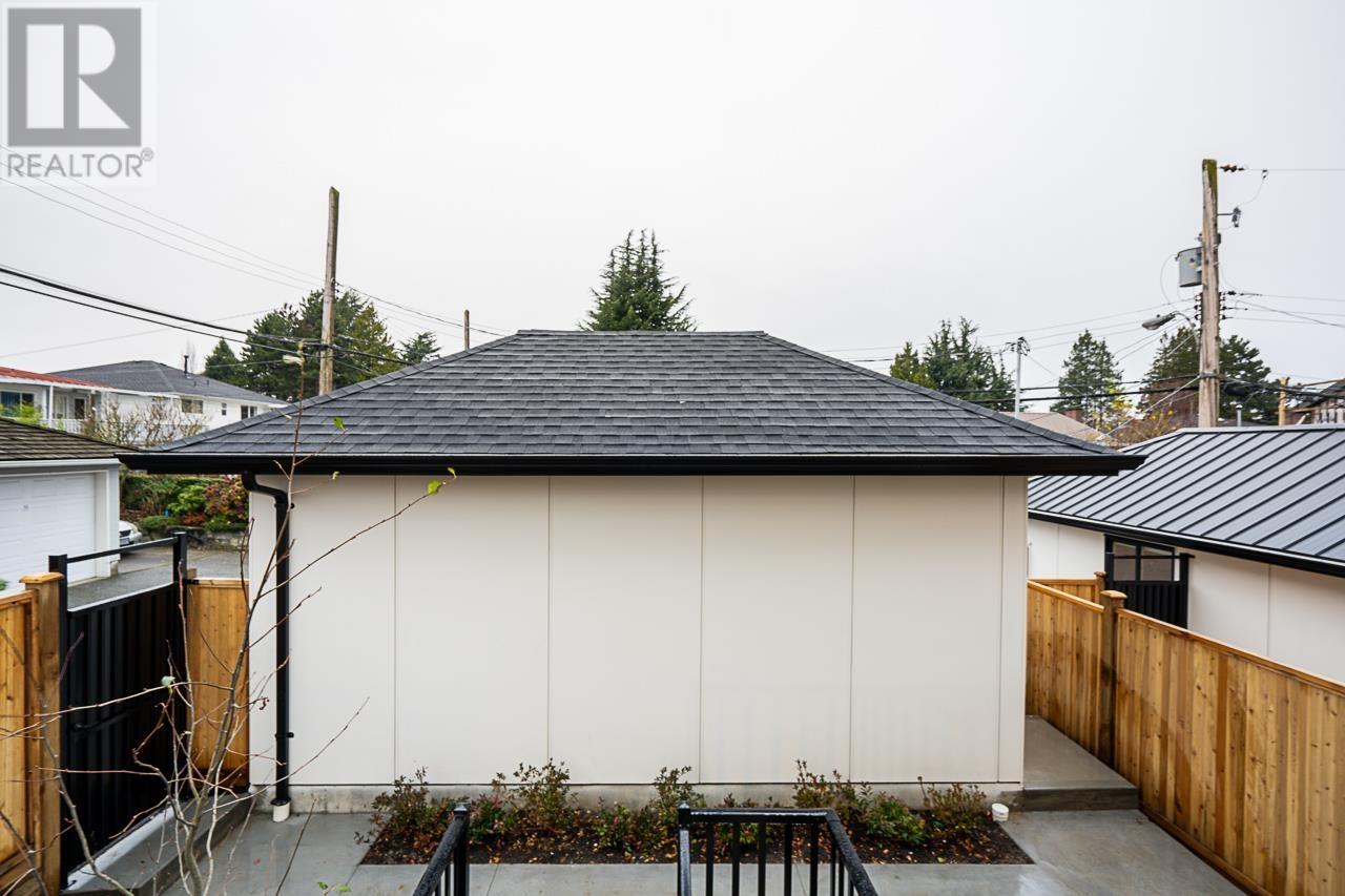 Listing Picture 29 of 36 : 2329 E 49TH AVENUE, Vancouver / 溫哥華 - 魯藝地產 Yvonne Lu Group - MLS Medallion Club Member