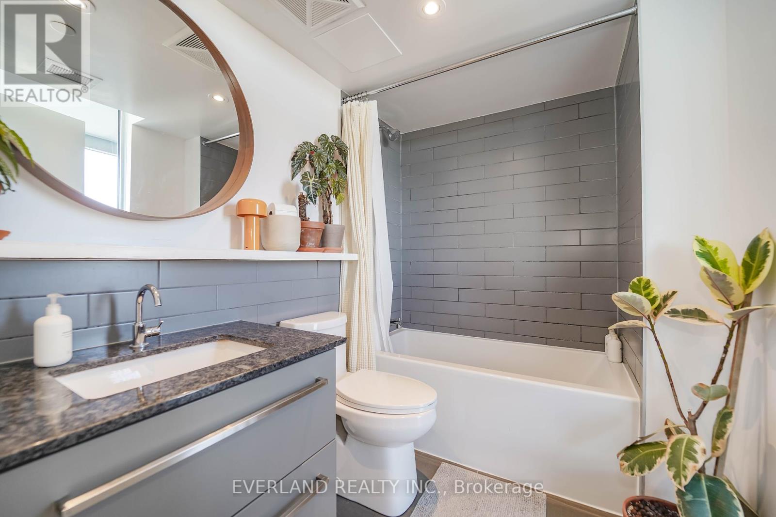 1005 - 160 Flemington Road, Toronto, Ontario  L5V 1J1 - Photo 18 - W11919282