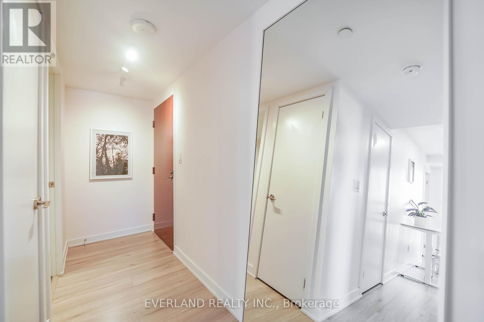 1005 - 160 Flemington Road, Toronto, Ontario  L5V 1J1 - Photo 20 - W11919282