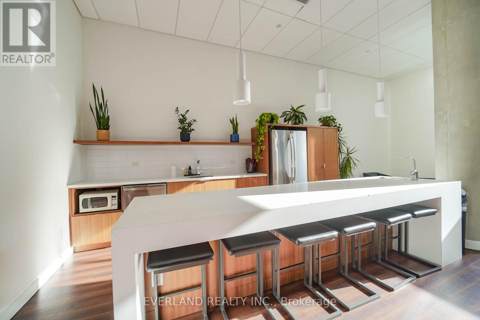 1005 - 160 Flemington Road, Toronto, Ontario  L5V 1J1 - Photo 7 - W11919282