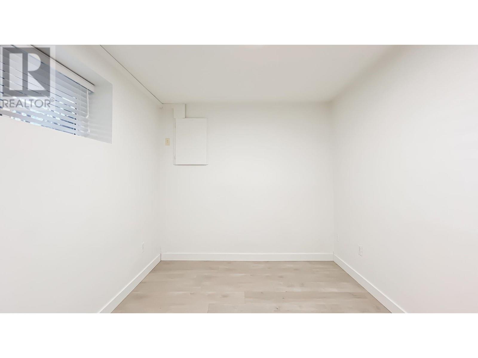 Listing Picture 31 of 40 : 736 E 55TH AVENUE, Vancouver / 溫哥華 - 魯藝地產 Yvonne Lu Group - MLS Medallion Club Member