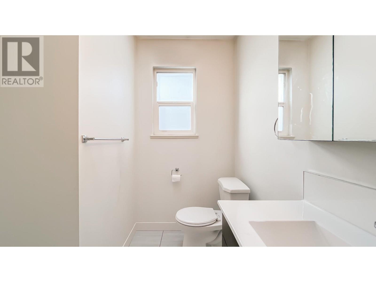 Listing Picture 26 of 40 : 736 E 55TH AVENUE, Vancouver / 溫哥華 - 魯藝地產 Yvonne Lu Group - MLS Medallion Club Member