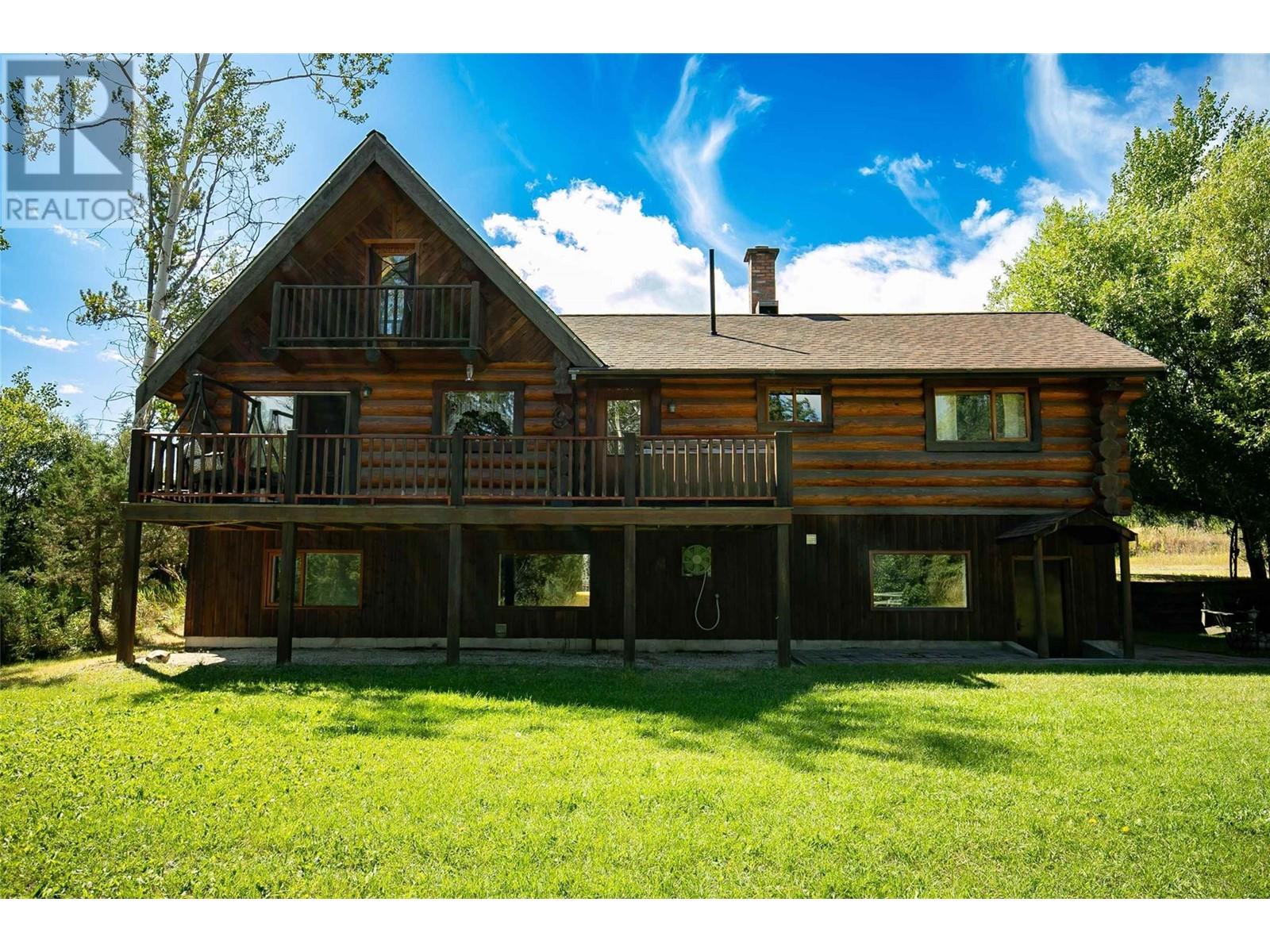 811 Chasm Road, Clinton, British Columbia