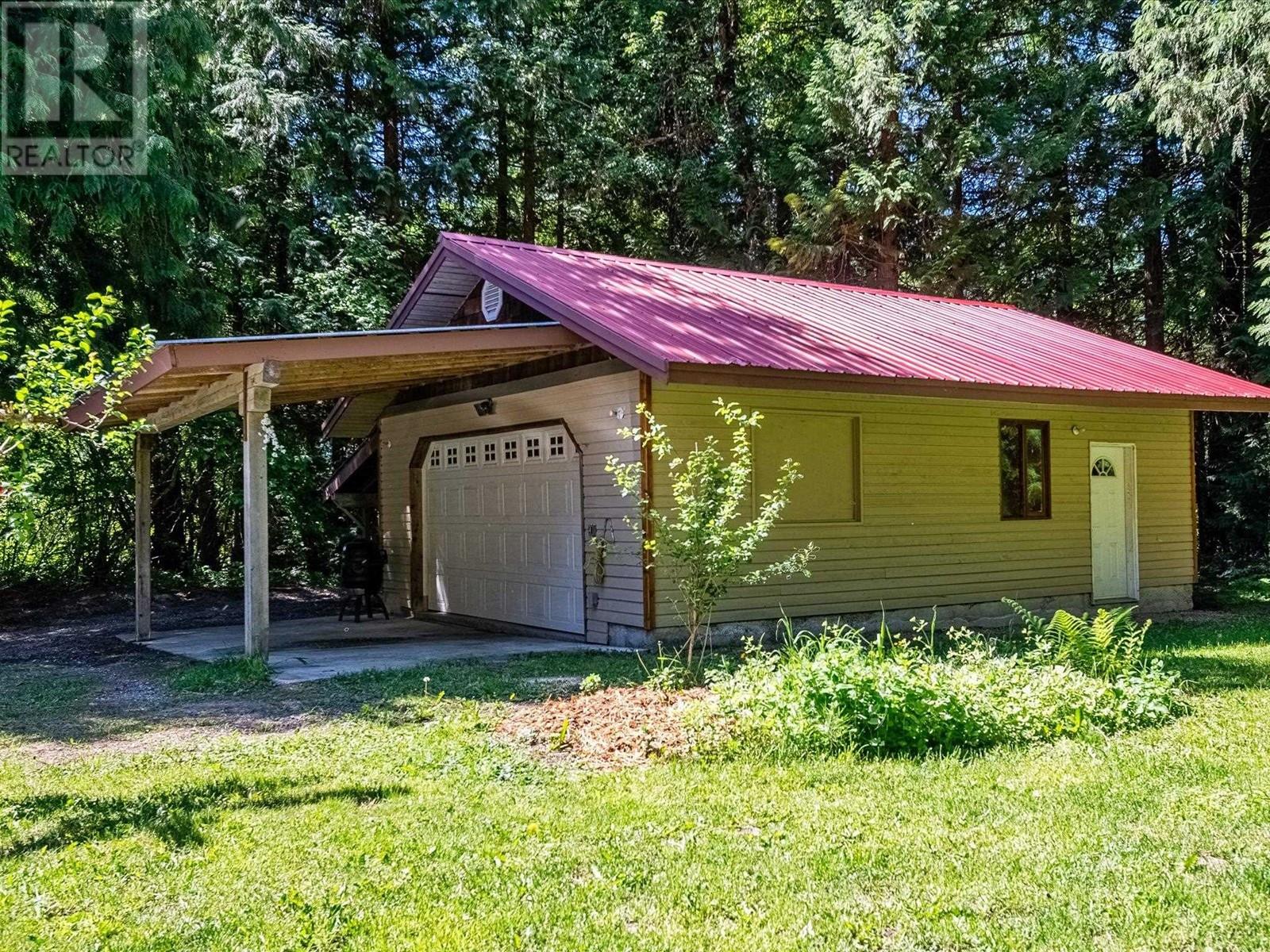 7700 Pemberton Meadows Road, Pemberton, British Columbia  V0N 2L2 - Photo 36 - R2928460
