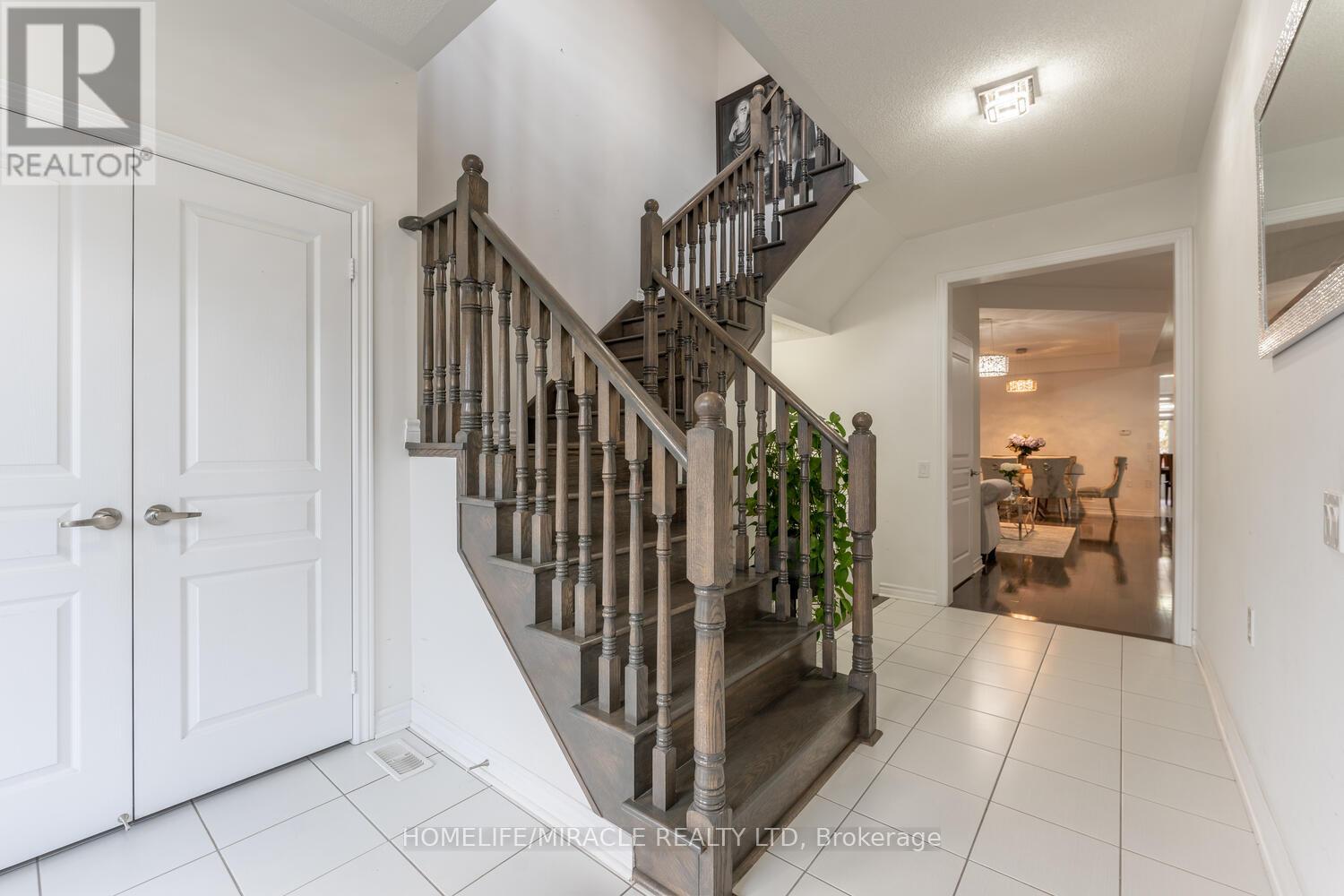 Property at 25 MEADOWCREEK ROAD image 5