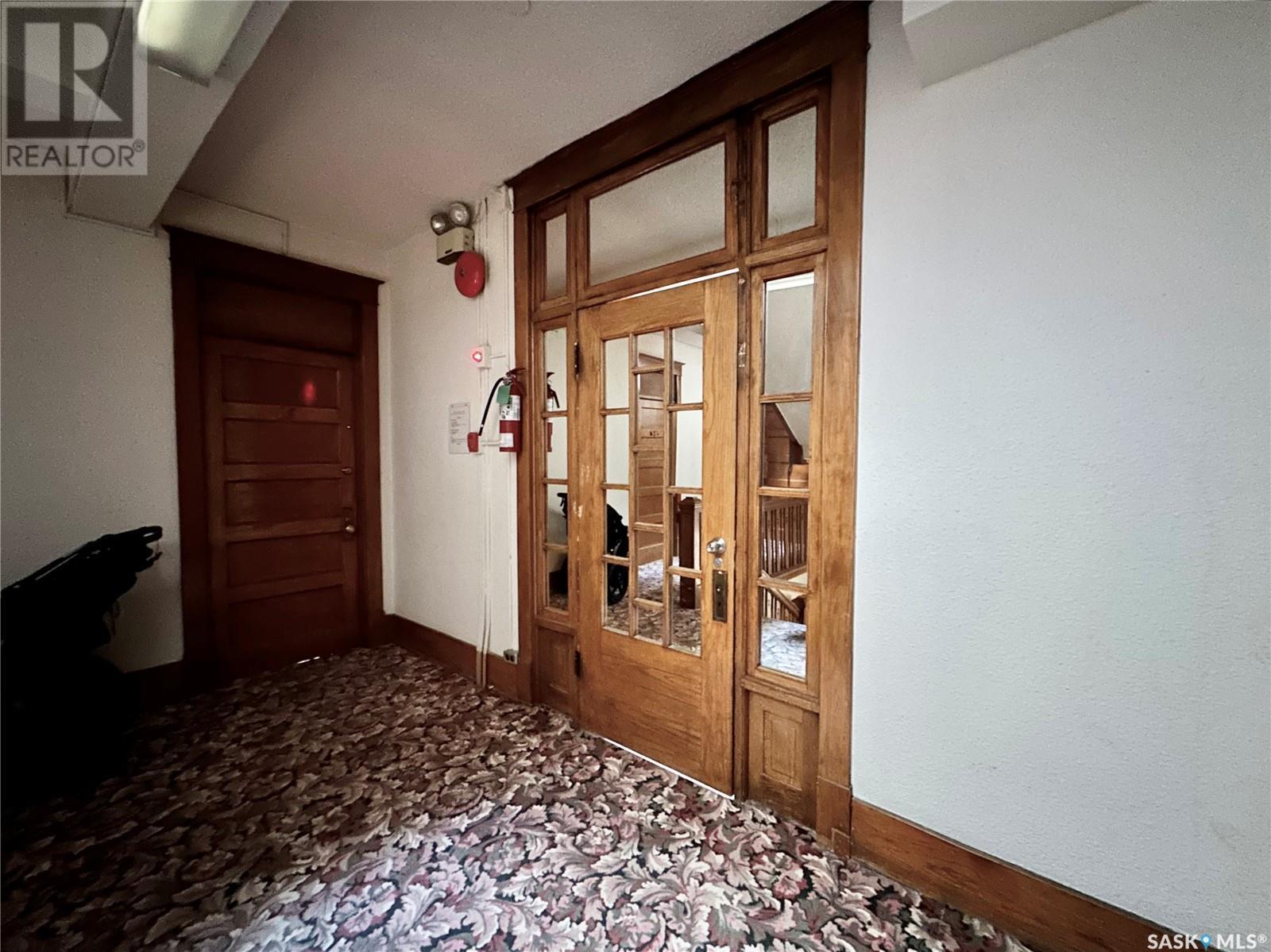 Property at 20 2201 14th AVENUE image 4