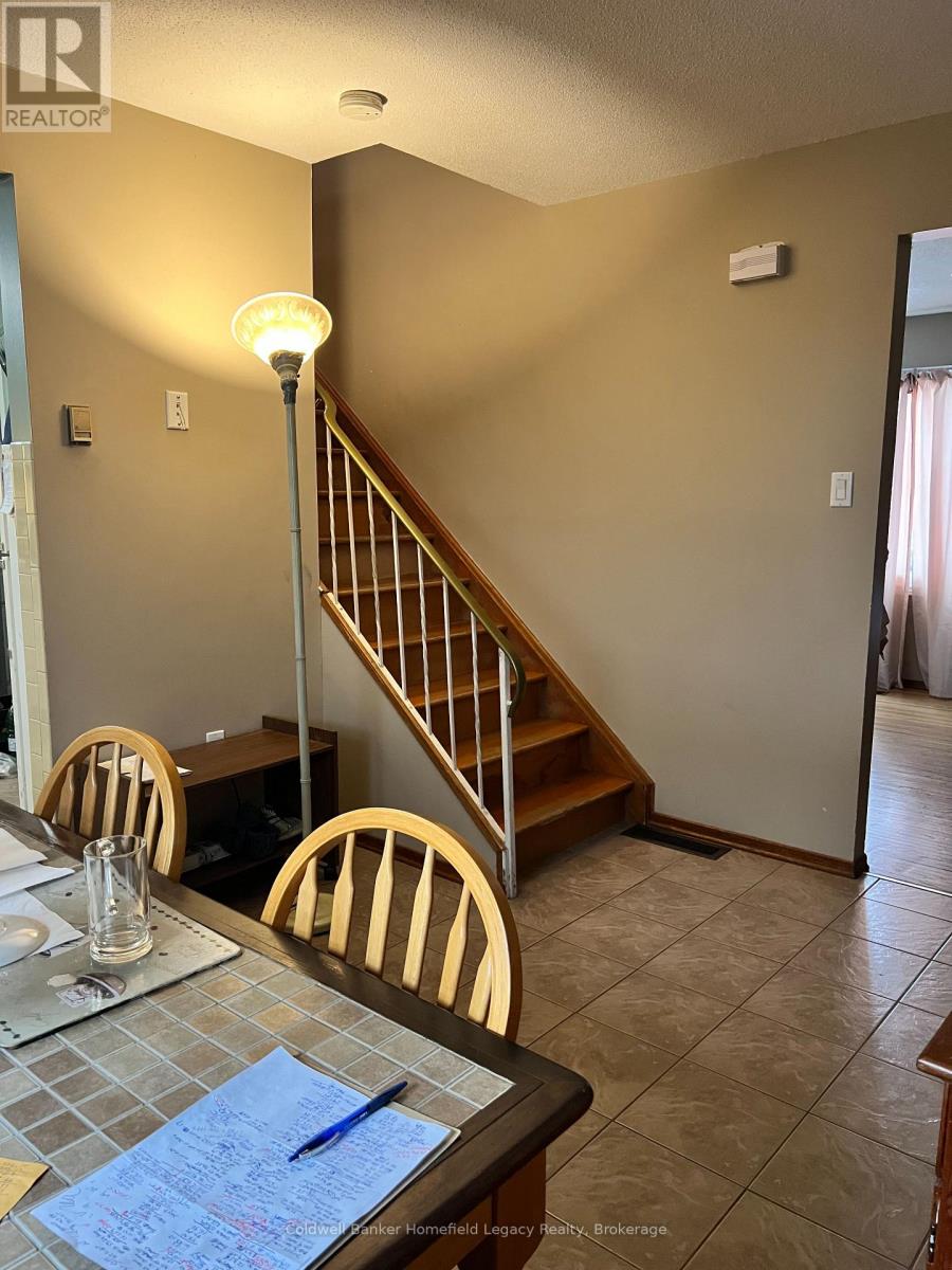 66-68 - 68 Almond Road, London, Ontario  N5Z 4C4 - Photo 13 - X11921417