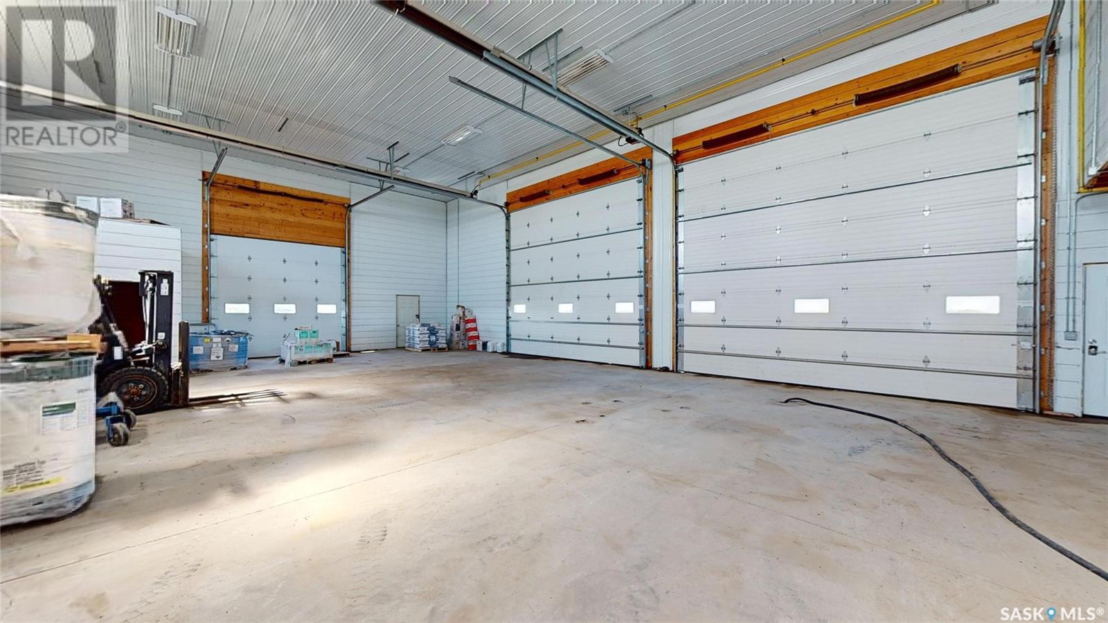 Highway 8 & 48 Shop, Fairlight, Saskatchewan  S0G 1M0 - Photo 4 - SK981610