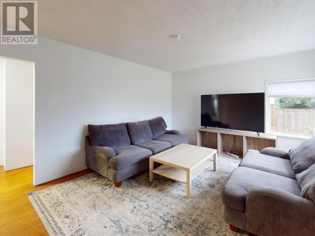 Property at 4460 JOYCE AVE image 2