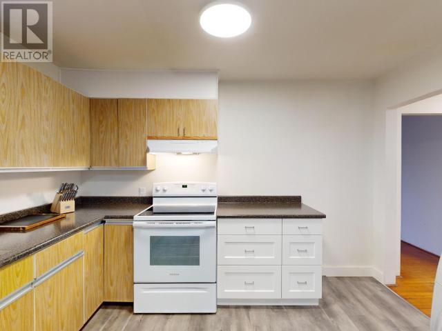 Property at 4460 JOYCE AVE image 4