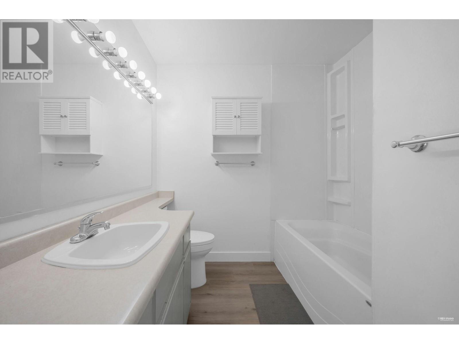 18 1318 Brunette Avenue, Coquitlam, British Columbia  V3K 6R1 - Photo 12 - R2956025