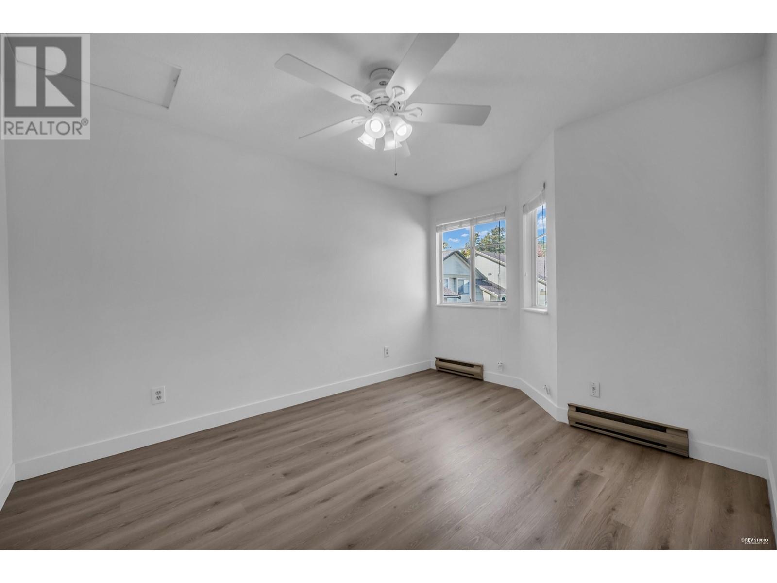 18 1318 Brunette Avenue, Coquitlam, British Columbia  V3K 6R1 - Photo 13 - R2956025