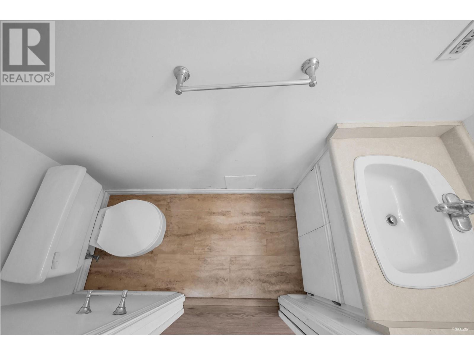 18 1318 Brunette Avenue, Coquitlam, British Columbia  V3K 6R1 - Photo 18 - R2956025