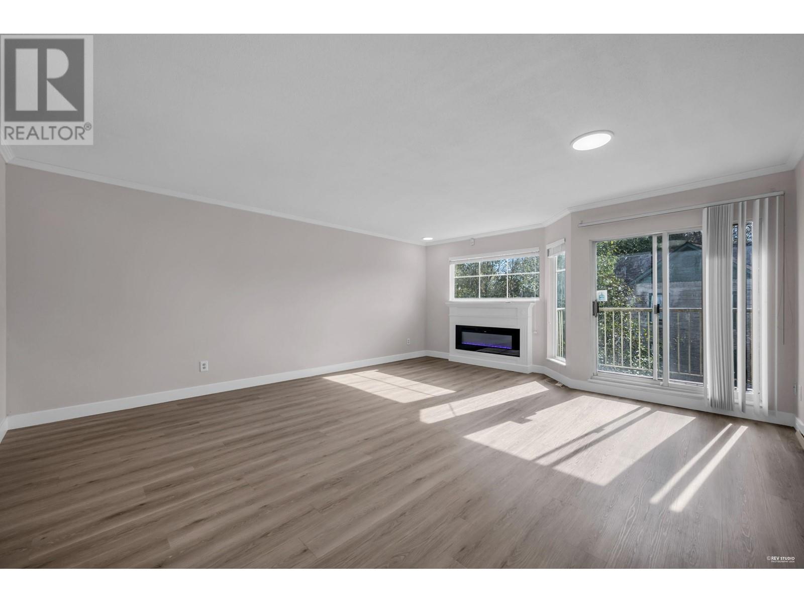 18 1318 Brunette Avenue, Coquitlam, British Columbia  V3K 6R1 - Photo 8 - R2956025