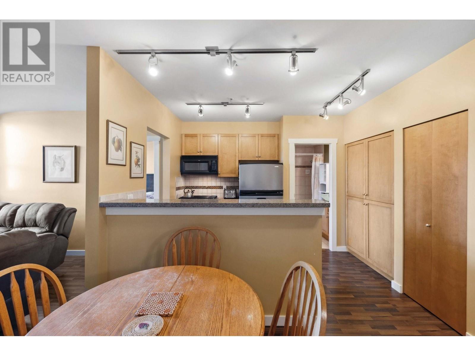616 615 Belmont Street, New Westminster, British Columbia  V3M 6A1 - Photo 3 - R2956066