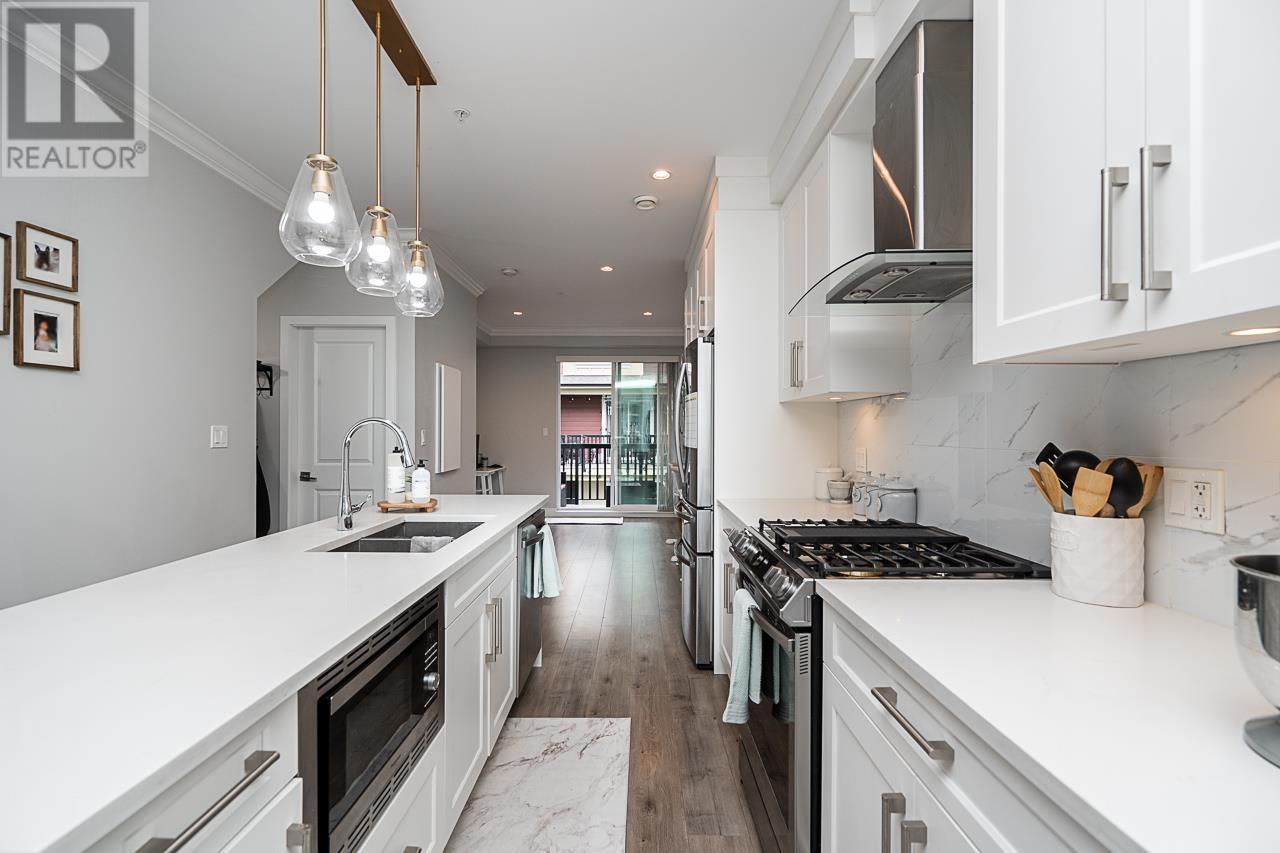 22 430 Duncan Street, New Westminster, British Columbia V3M 0M2 - Photo 4 - R2956070