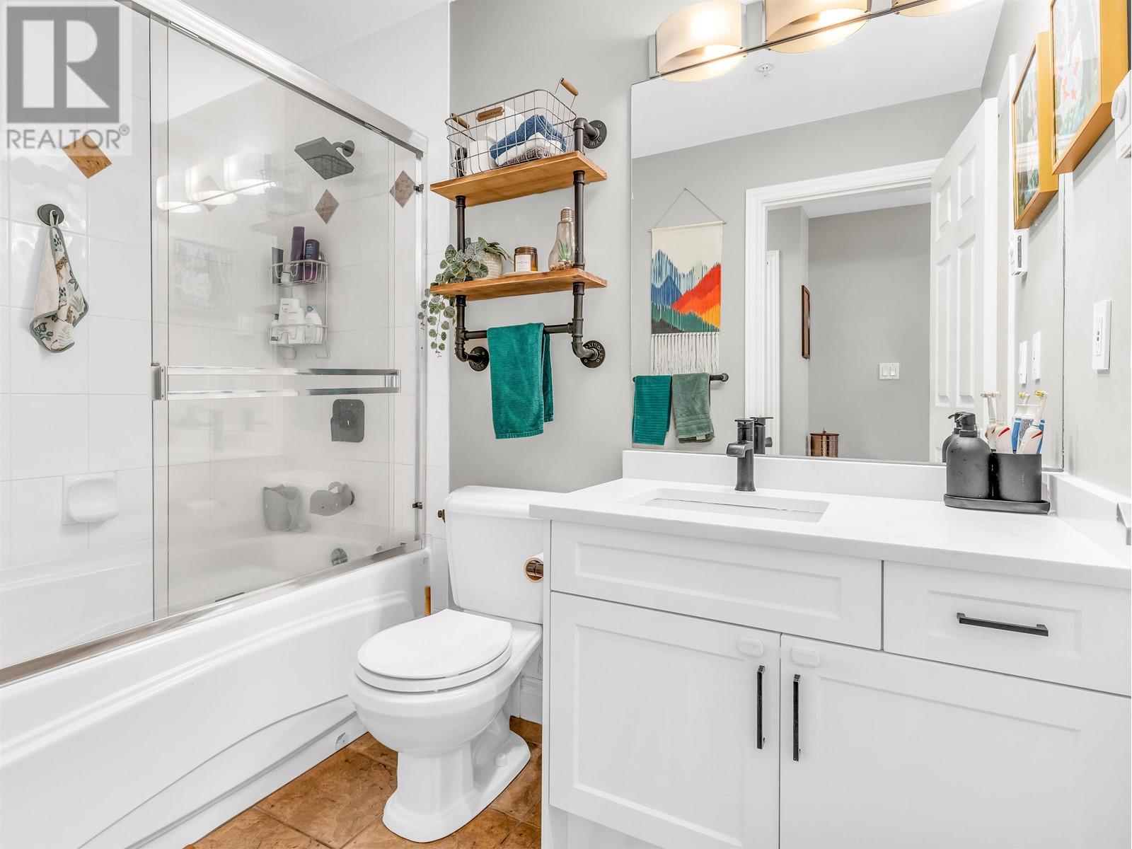 303 128 W 21 Street, North Vancouver, British Columbia  V7M 1Y9 - Photo 18 - R2956081