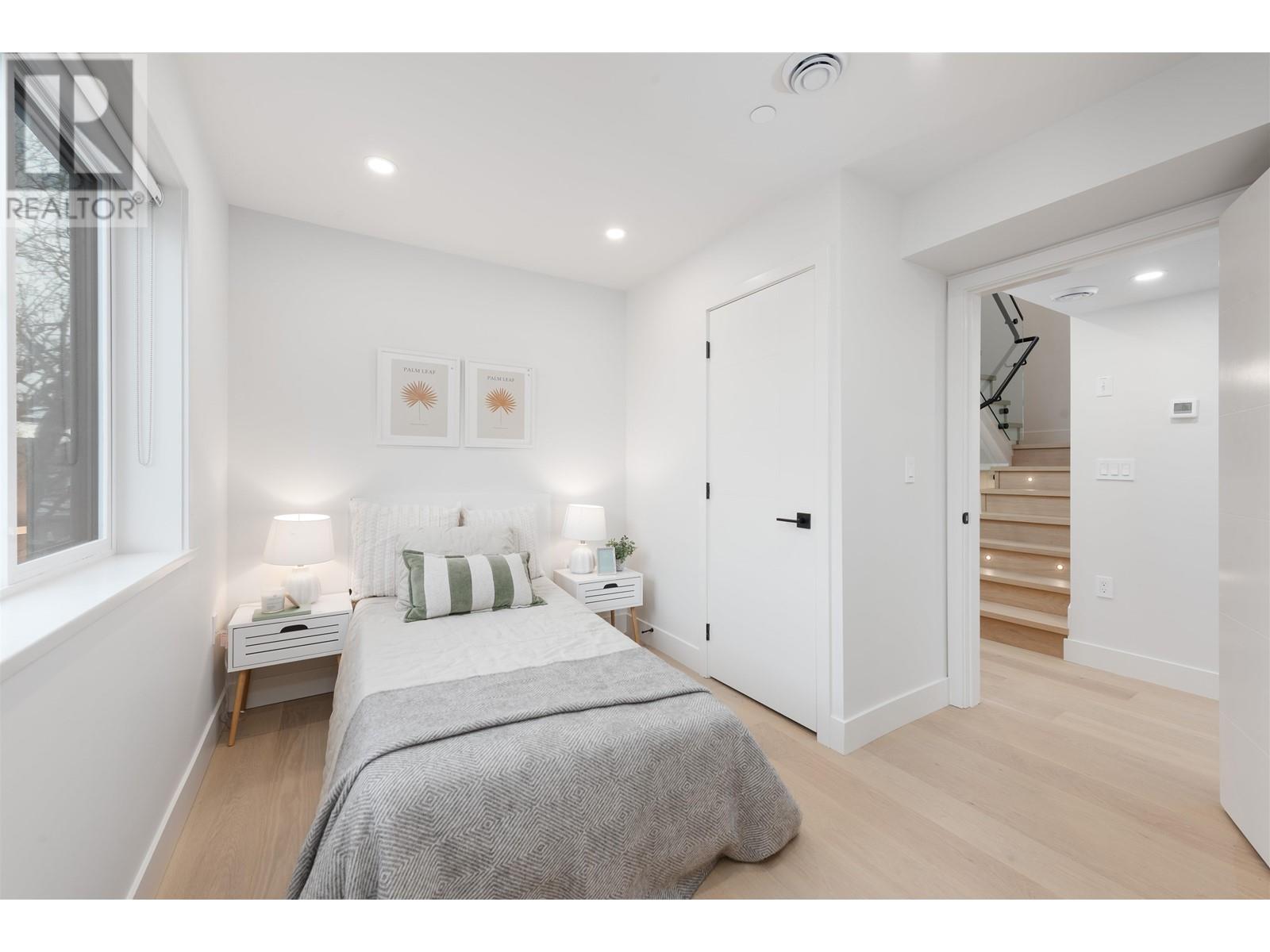 3349 Kaslo Street, Vancouver, British Columbia  V5M 2R1 - Photo 13 - R2956121