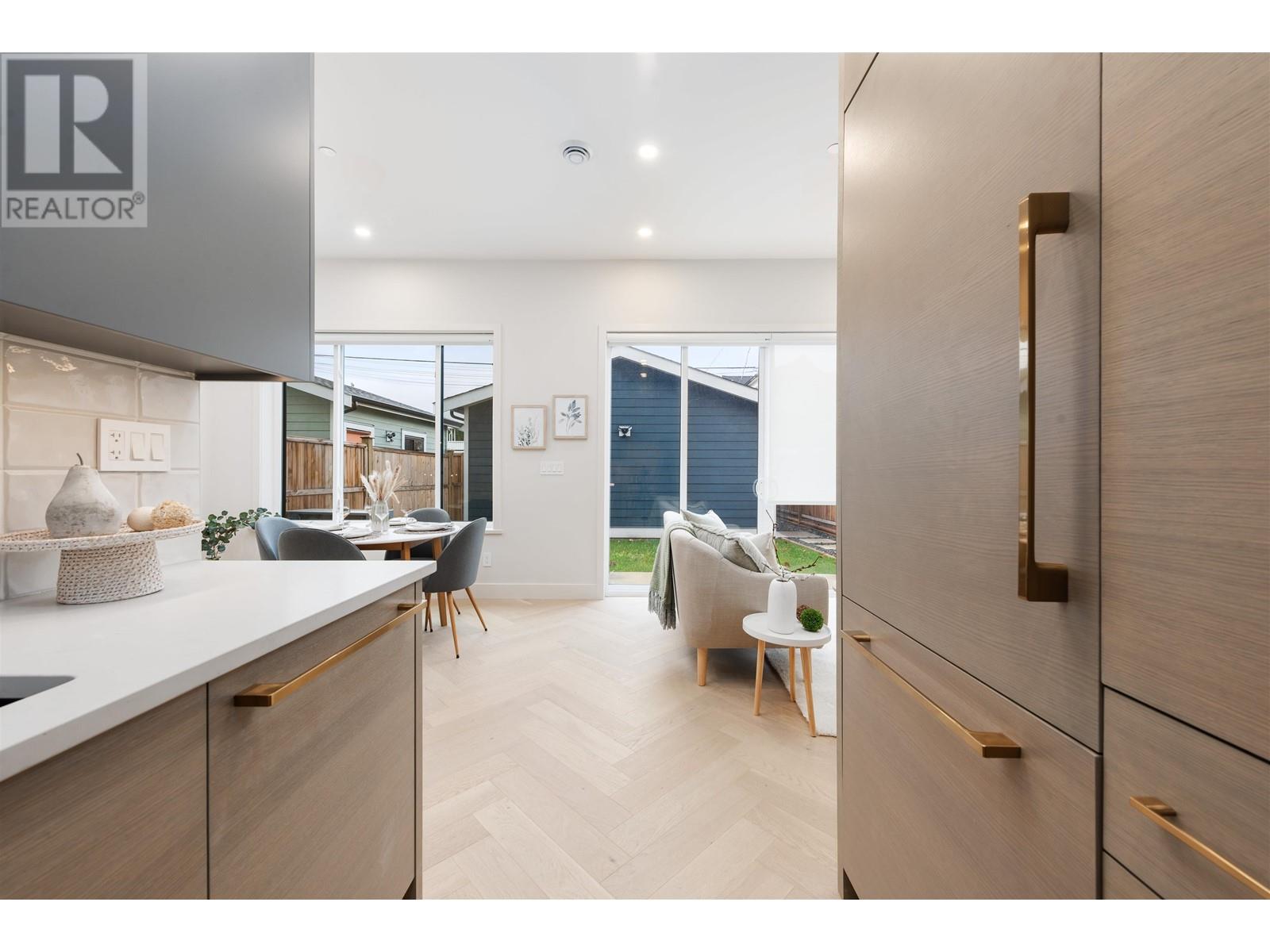 3349 Kaslo Street, Vancouver, British Columbia  V5M 2R1 - Photo 8 - R2956121