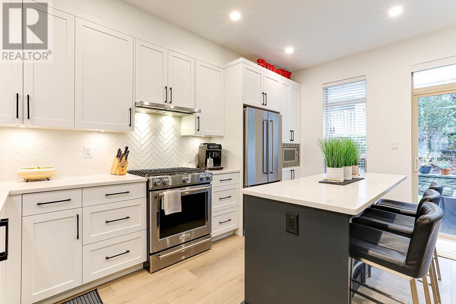 9 3065 Dayanee Springs Boulevard, Coquitlam, British Columbia V3E 0A5 - Photo 14 - R2956125