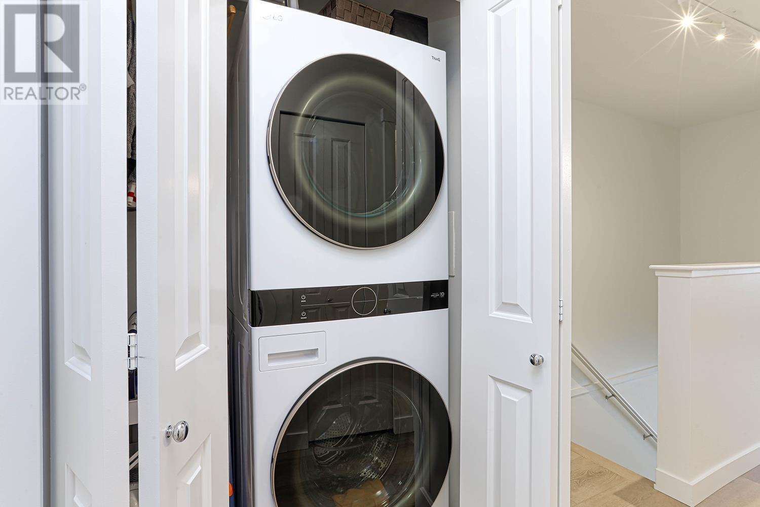 9 3065 Dayanee Springs Boulevard, Coquitlam, British Columbia V3E 0A5 - Photo 32 - R2956125