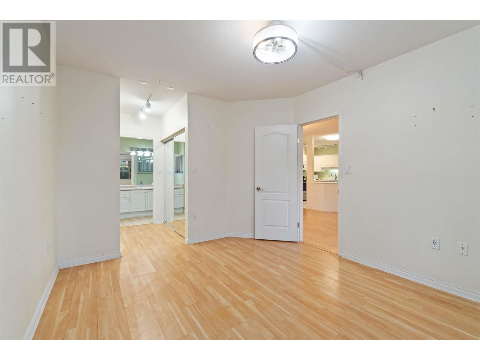 311 2059 Chesterfield Avenue, North Vancouver, British Columbia V7M 2P4 - Photo 9 - R2956159