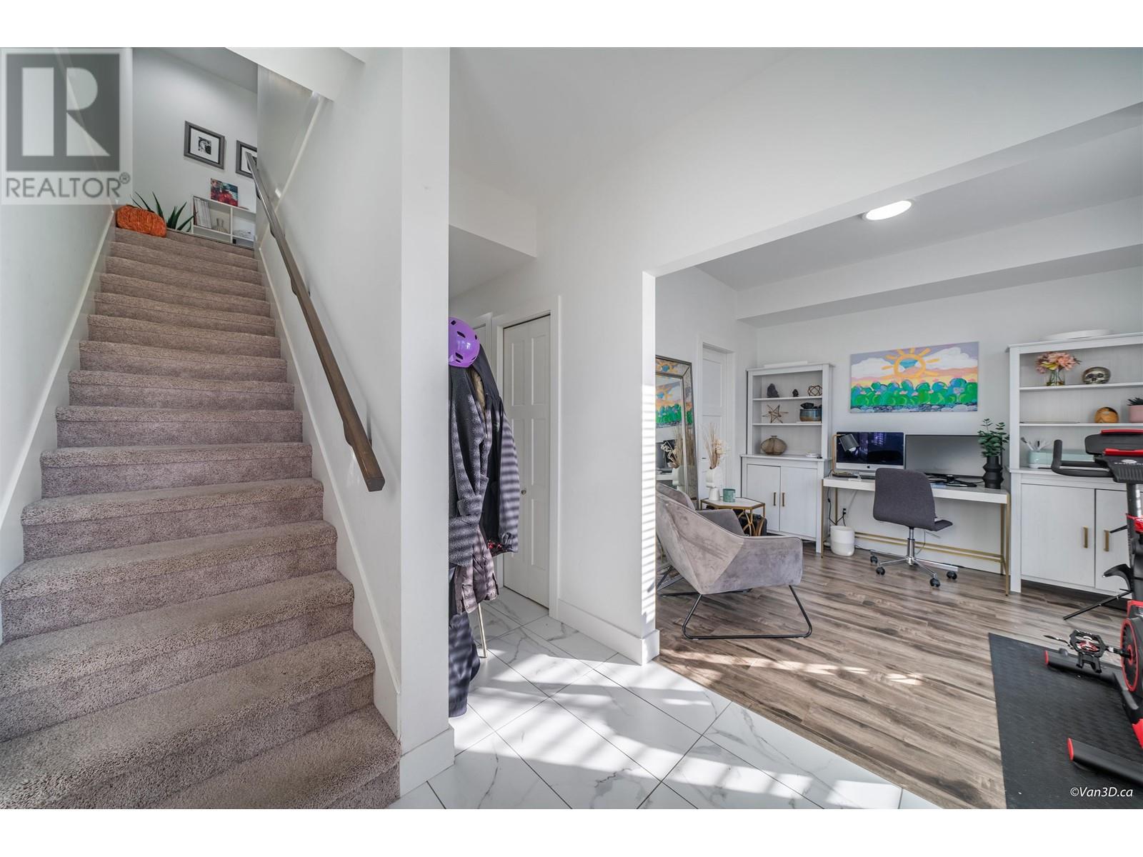 102 3423 ROXTON AVENUE