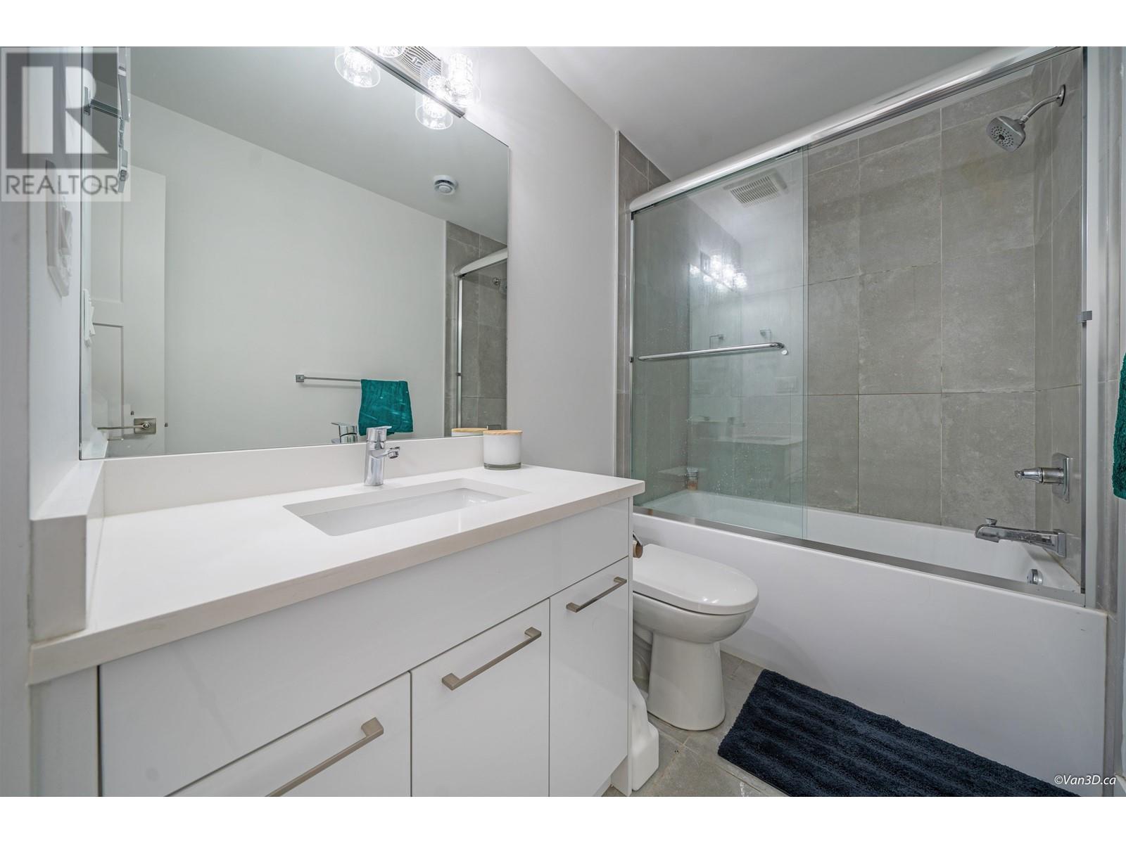 102 3423 ROXTON AVENUE