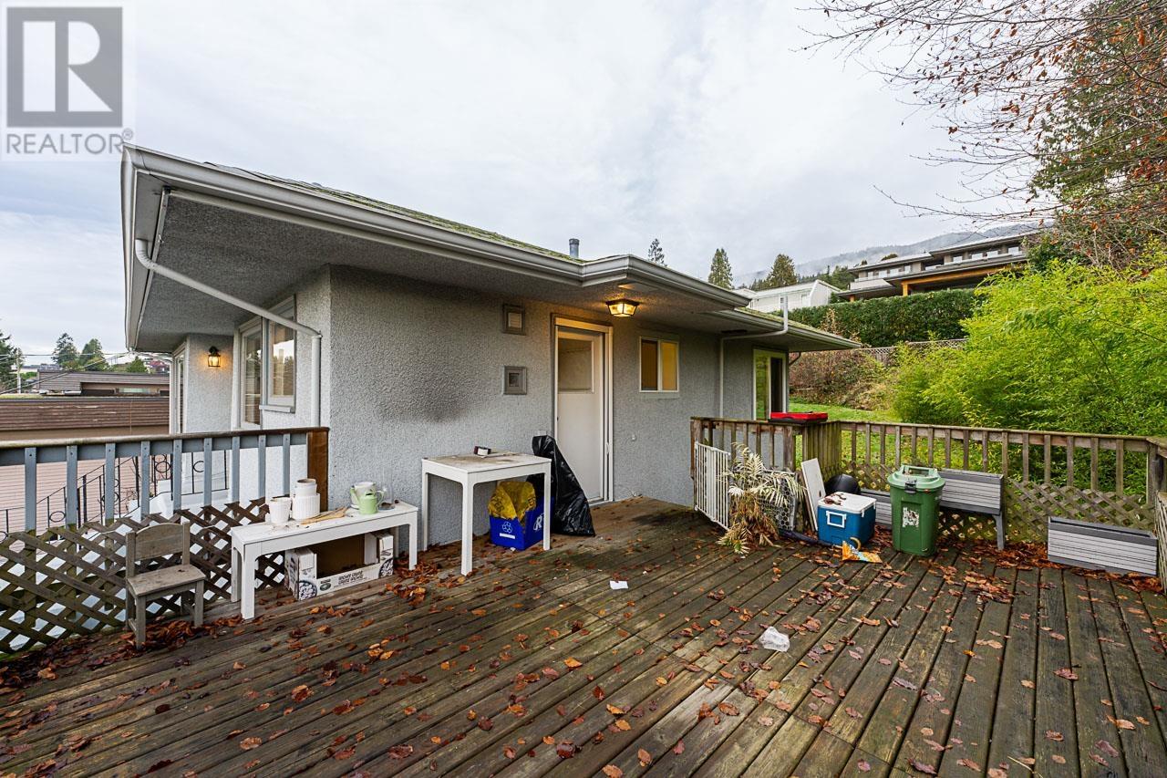 2383 Mathers Avenue, West Vancouver, British Columbia  V7V 2H7 - Photo 34 - R2956104