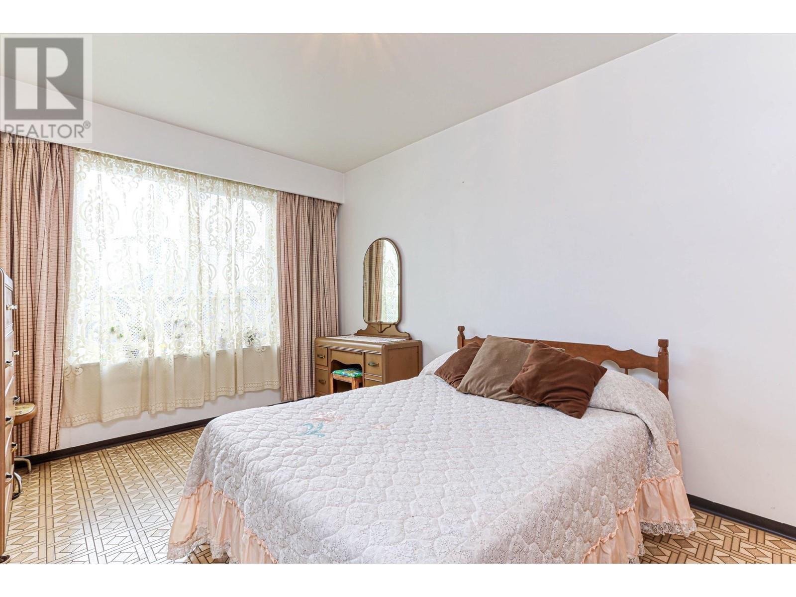 2828 Turner Street, Vancouver, British Columbia  V5K 2G5 - Photo 13 - R2956151