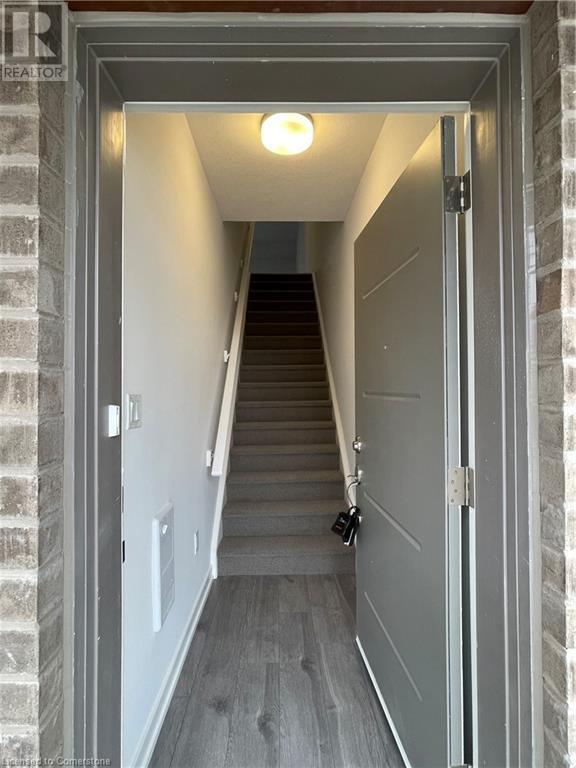 205 West Oak Trail Unit# 52, Kitchener, Ontario  N2R 0R9 - Photo 5 - 40687489