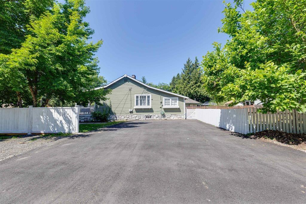 19943 49 Avenue, Langley, British Columbia  V3A 3R5 - Photo 9 - R2954698