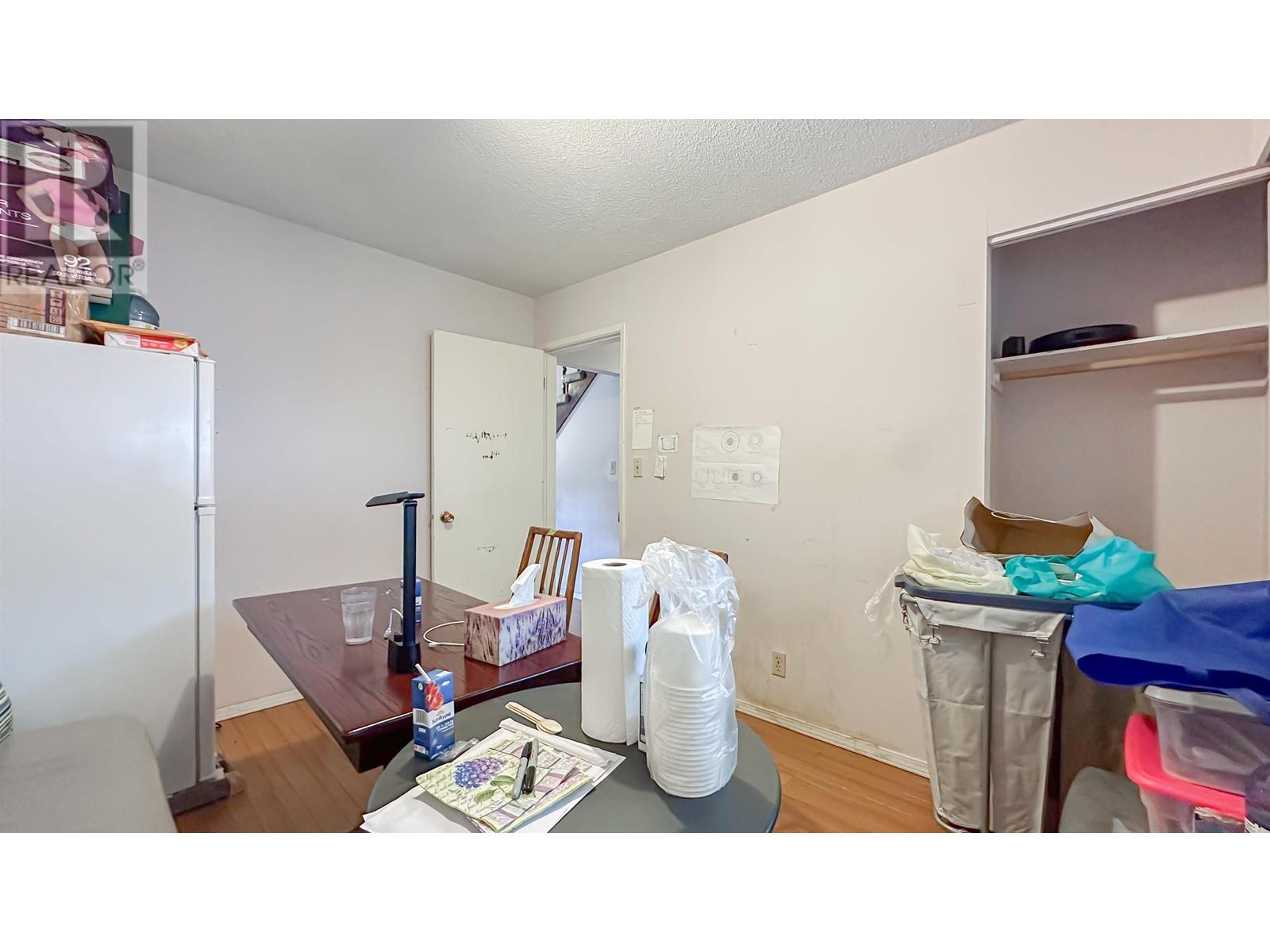Listing Picture 25 of 39 : 9660 FRANCIS ROAD, Richmond / 烈治文 - 魯藝地產 Yvonne Lu Group - MLS Medallion Club Member