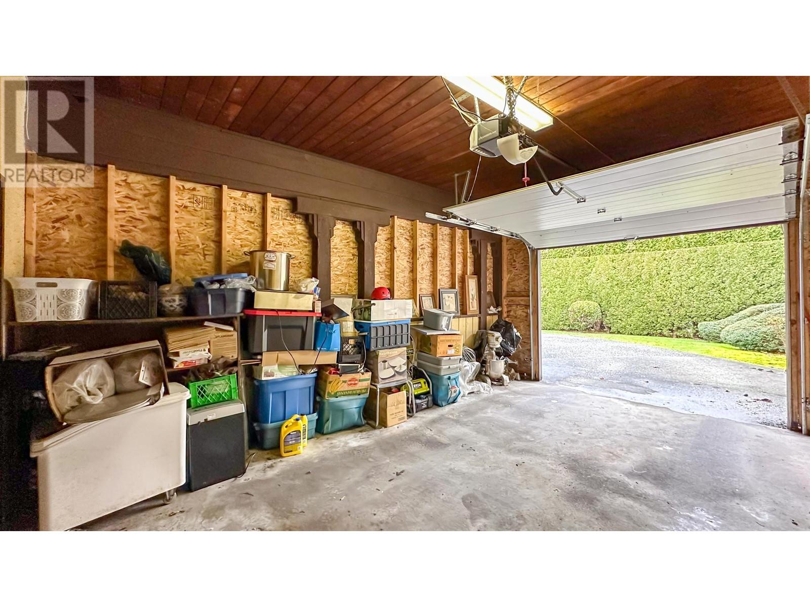 Listing Picture 36 of 39 : 9660 FRANCIS ROAD, Richmond / 烈治文 - 魯藝地產 Yvonne Lu Group - MLS Medallion Club Member