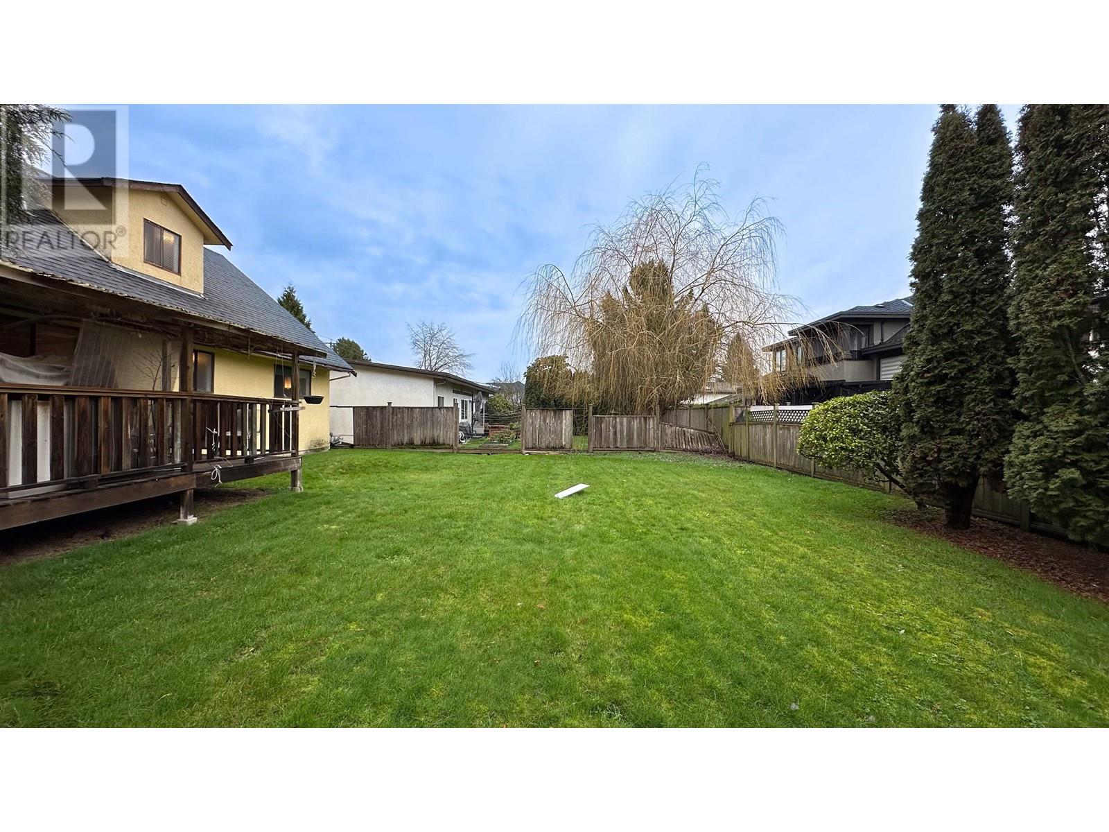 Listing Picture 37 of 39 : 9660 FRANCIS ROAD, Richmond / 烈治文 - 魯藝地產 Yvonne Lu Group - MLS Medallion Club Member