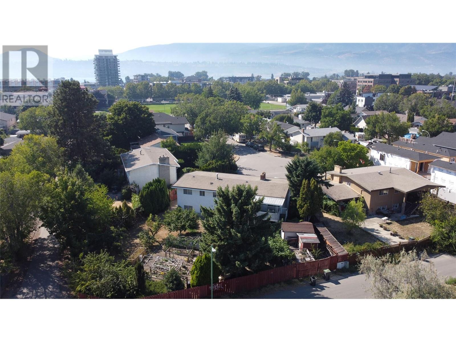 766 Coopland Crescent, Kelowna, British Columbia  V1Y 2V1 - Photo 13 - 10332089