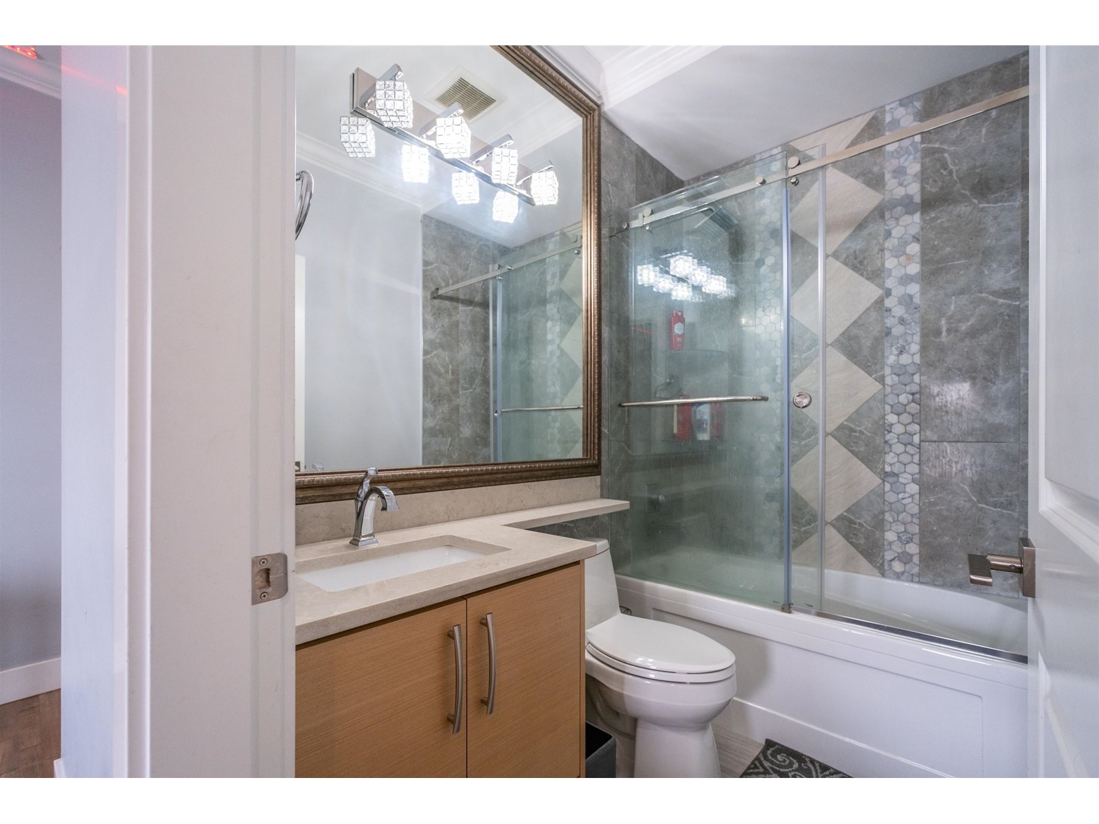 12711 104a Avenue, Surrey, British Columbia  V3V 6C1 - Photo 23 - R2955969