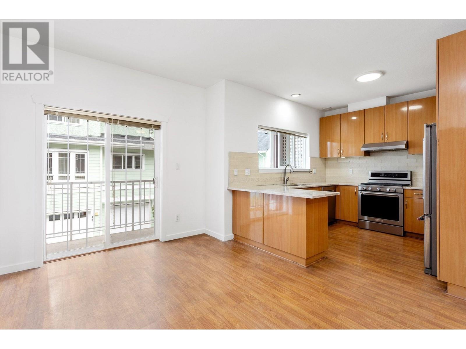 Listing Picture 7 of 39 : 7 9020 DIXON AVENUE, Richmond / 烈治文 - 魯藝地產 Yvonne Lu Group - MLS Medallion Club Member