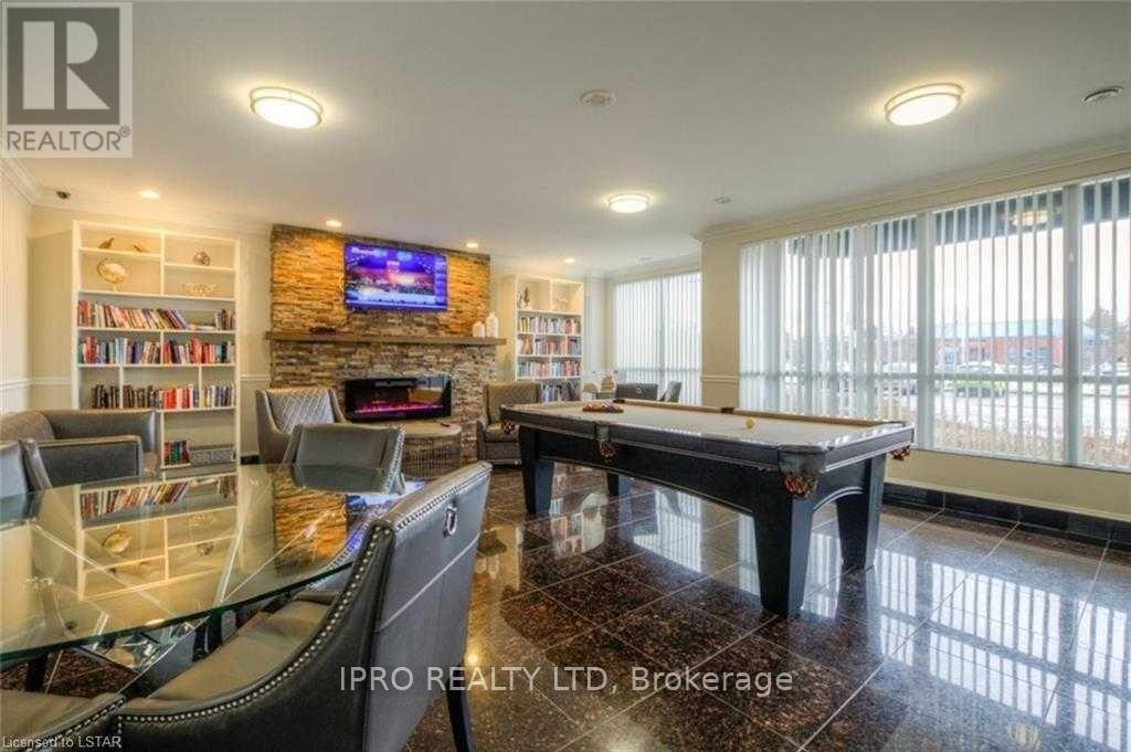 Property at 1002 - 353 COMMISSIONERS ROAD W image 4