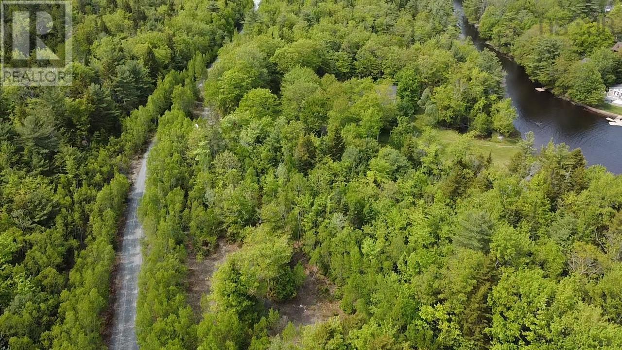 Lot Fletchers Lake, wellington, Nova Scotia