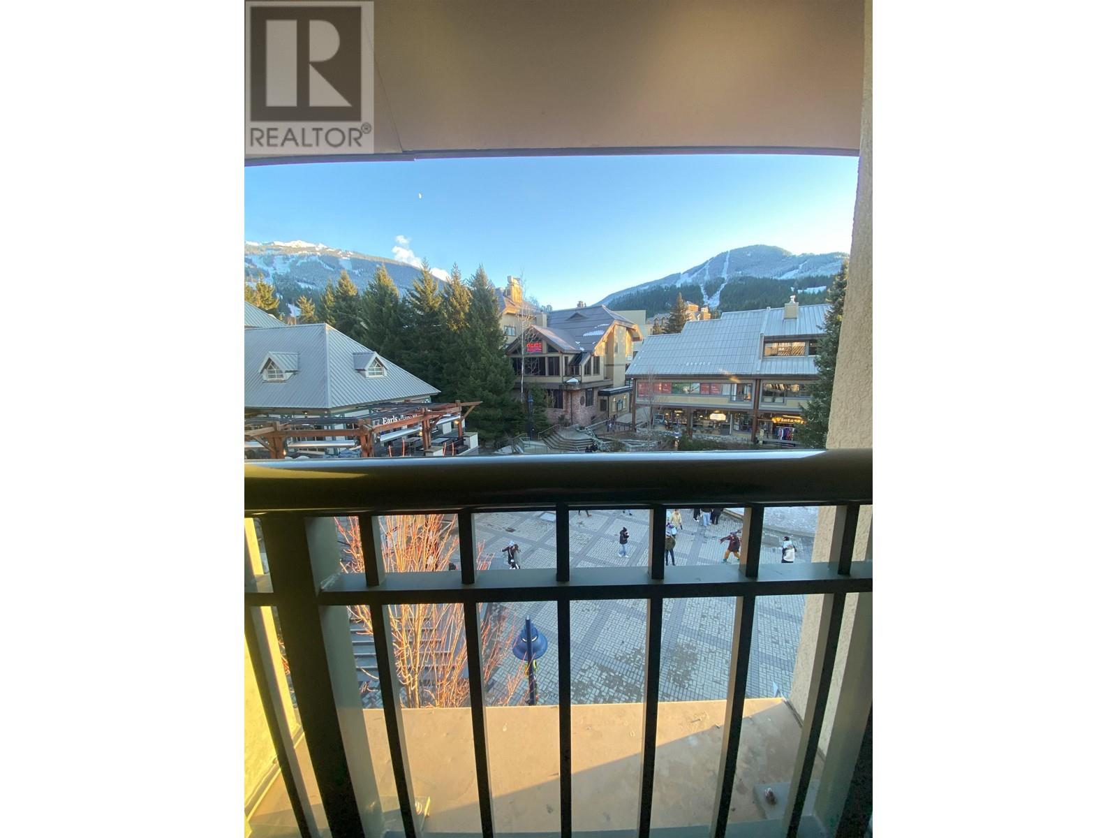 402 4295 Blackcomb Way, Whistler, British Columbia  V8E 0X2 - Photo 4 - R2949899