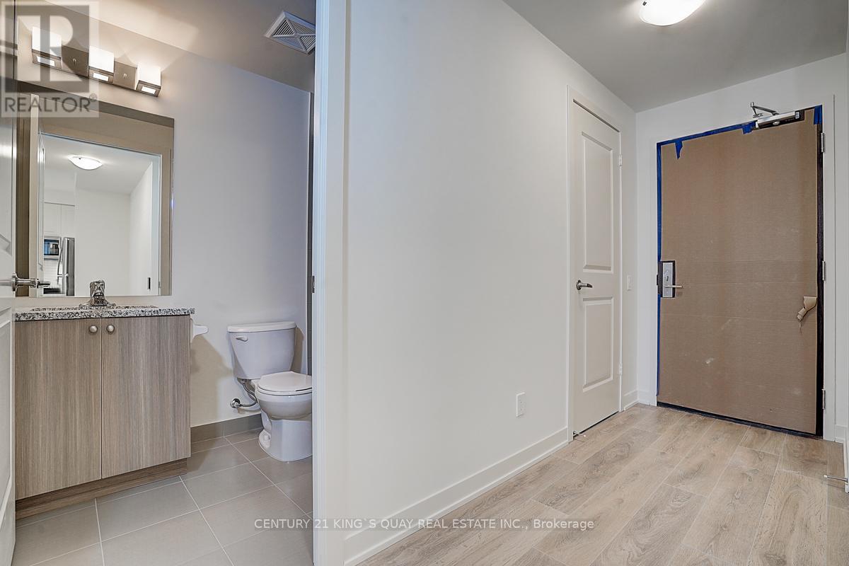 2019 - 4955 Yonge Street, Toronto, Ontario  M2N 0L8 - Photo 4 - C11923386