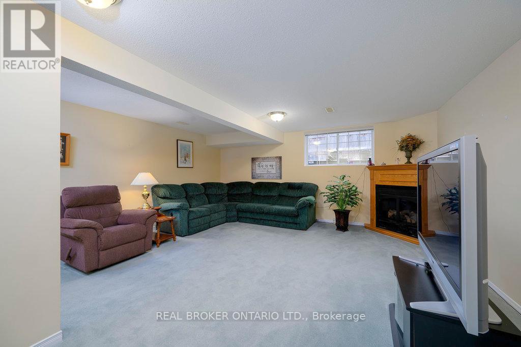 45 Paxton Lane, Ottawa, Ontario  K1B 1B7 - Photo 29 - X11923469