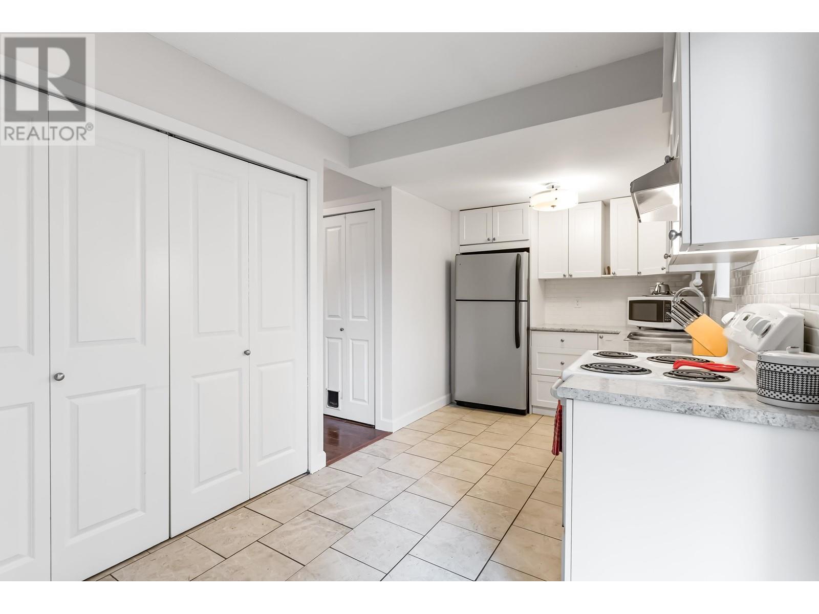 11976 214 Street, Maple Ridge, British Columbia V2X 8M7 - Photo 13 - R2956180