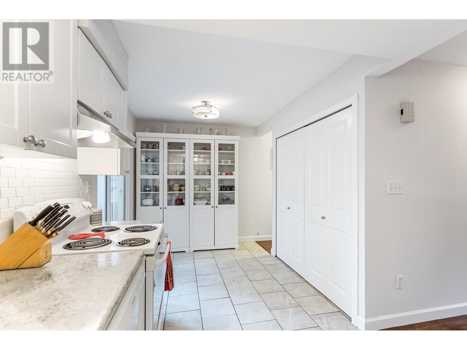 11976 214 Street, Maple Ridge, British Columbia V2X 8M7 - Photo 14 - R2956180