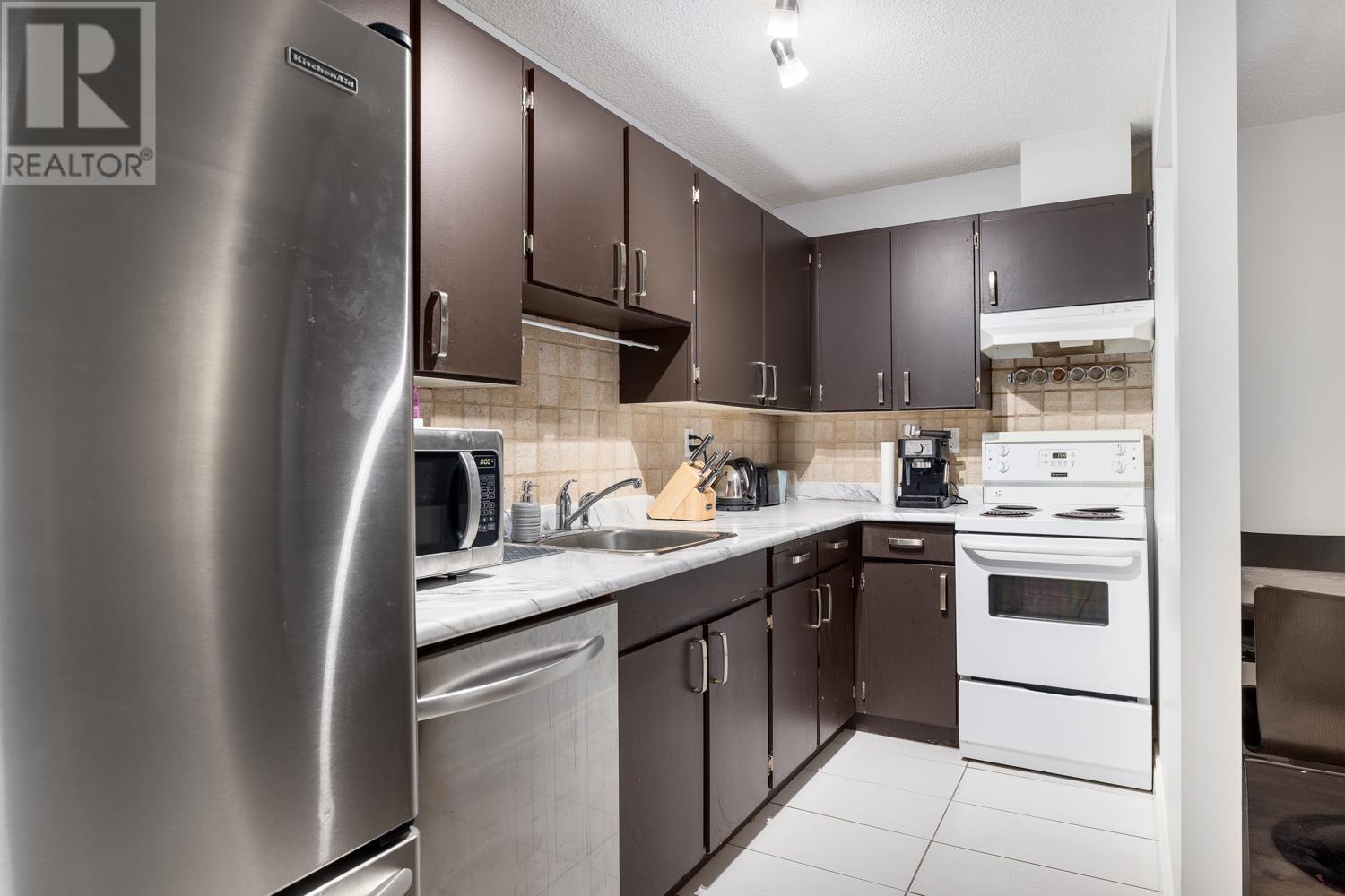 214 1080 Pacific Street, Vancouver, British Columbia  V6E 4C2 - Photo 9 - R2956193